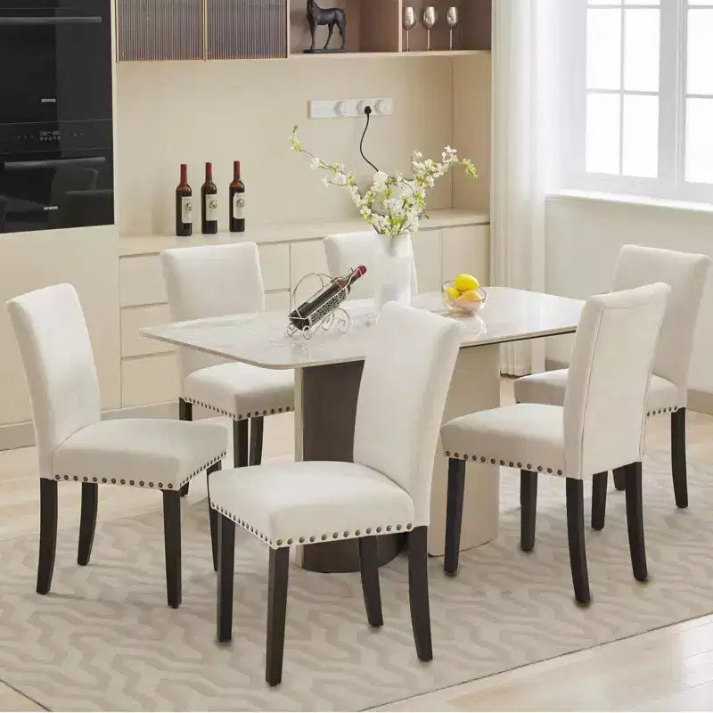 Set di 2 sedie da pranzo Parsons in tessuto con borchie e robuste gambe in legno per sala da pranzo/ristorante/hotel