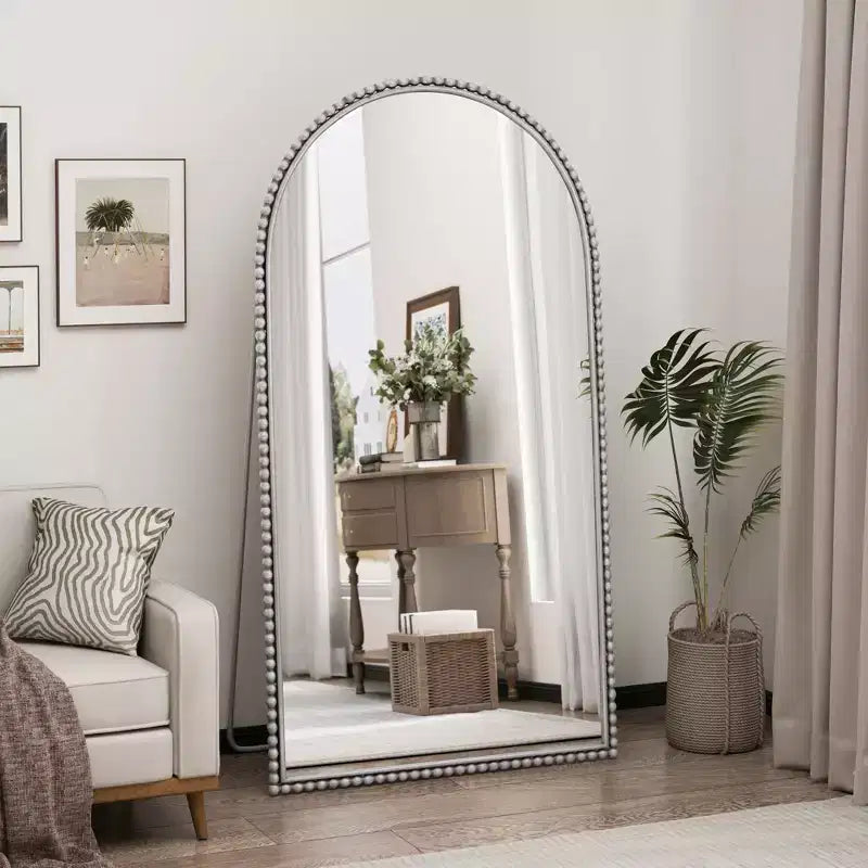 Specchio intero in metallo retrò Okak 65*35 pollici con supporto, elegante specchio ad arco, specchio da terra per soggiorno, camera da letto