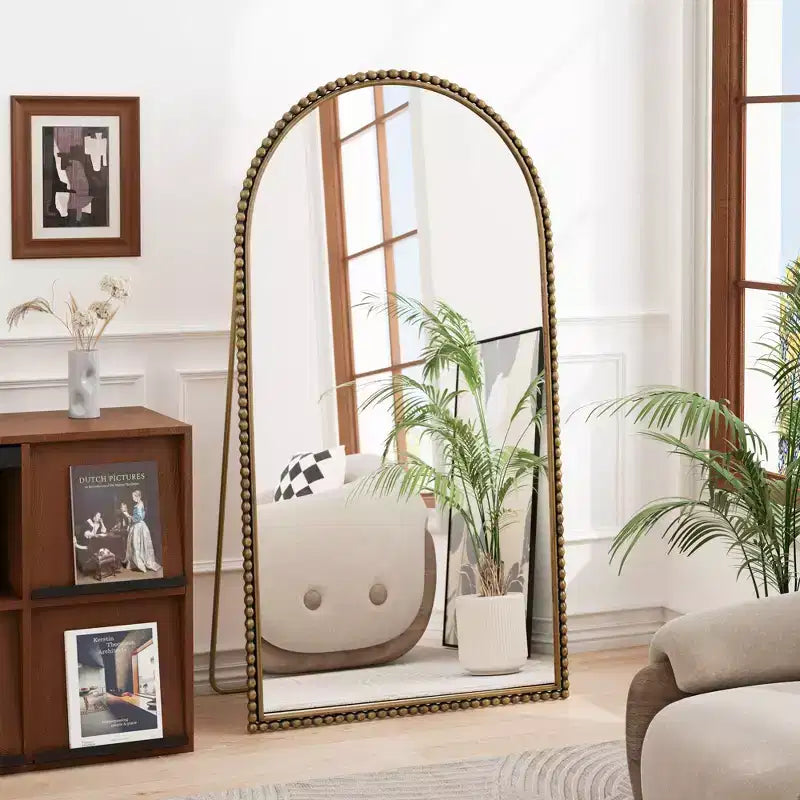 Specchio intero in metallo retrò Okak 65*35 pollici con supporto, elegante specchio ad arco, specchio da terra per soggiorno, camera da letto
