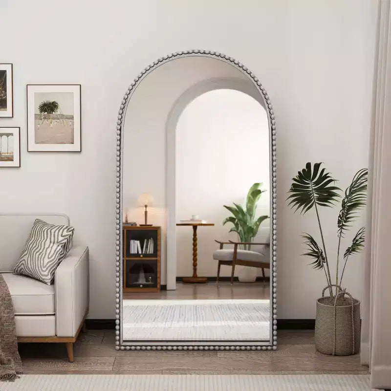 Specchio intero in metallo retrò Okak 65*35 pollici con supporto, elegante specchio ad arco, specchio da terra per soggiorno, camera da letto