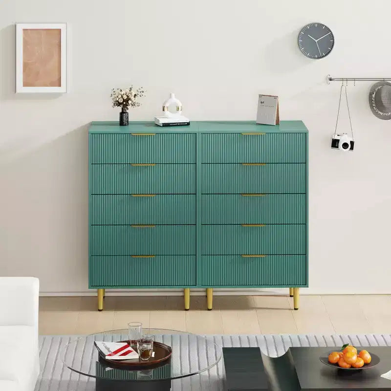 GustoWave Cassettiera scanalata per camera da letto con 5 cassetti, cassettiera in legno con maniglie e piedi in metallo, cassettiera naturale per soggiorno, camera da letto