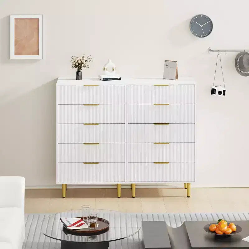GustoWave Cassettiera scanalata per camera da letto con 5 cassetti, cassettiera in legno con maniglie e piedi in metallo, cassettiera naturale per soggiorno, camera da letto