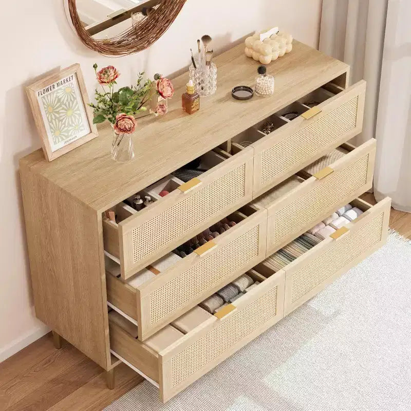 Cassettiera 6 cassetti in Rattan - Comodino 42.5 Boho con Gambe Dorate e Antiribaltamento, Finitura Naturale per Camera da Letto e Soggiorno