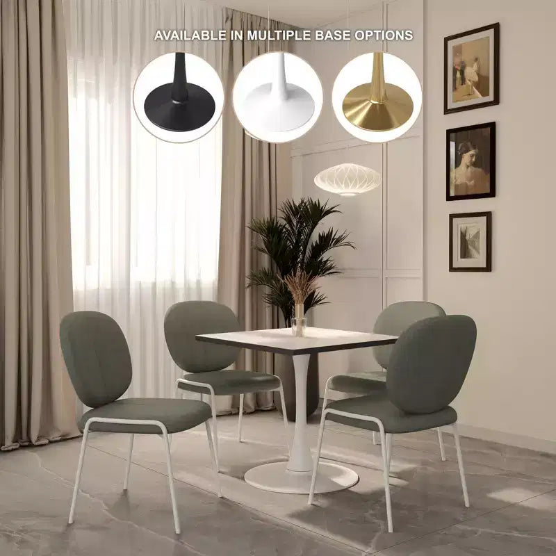 Tavolo da pranzo quadrato LeisureMod Bristol con ripiano in MDF effetto marmo bianco e base a piedistallo in acciaio bianco per cucina e sala da pranzo moderne