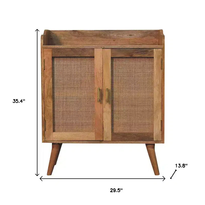 HomeRoots 35 Armadietto ad accento in legno massiccio marrone invecchiato intarsiato in rattan con due ante