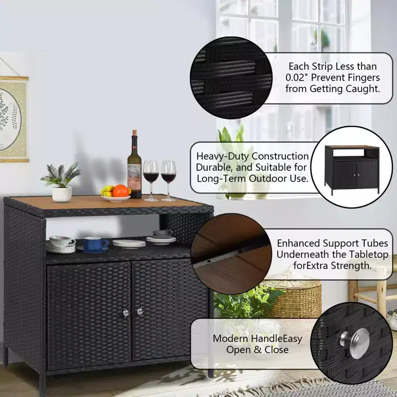 Mobiletto portaoggetti GustoWave in vimini per patio, mobiletto buffet da esterno impermeabile, tavolo da bar per patio con due ante e ripiani, credenza in vimini