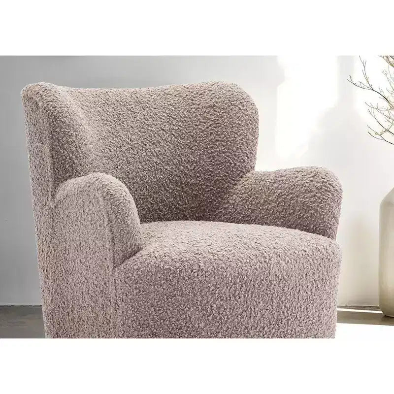 GDFStudio Suncook, poltrona moderna imbottita con schienale curvo e piedini a sfera