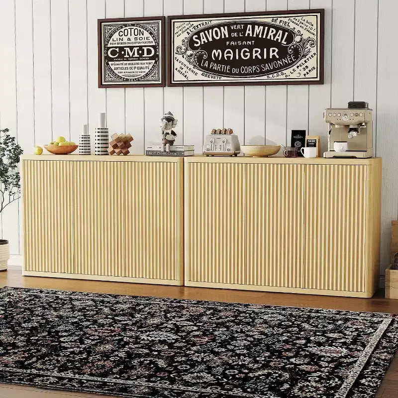 Mobile Credenza in Legno 46,7 con Ante, Madia Moderna Scanalata con Ripiani Regolabili e 3 Porte, Mobile Bar per Casa Naturale