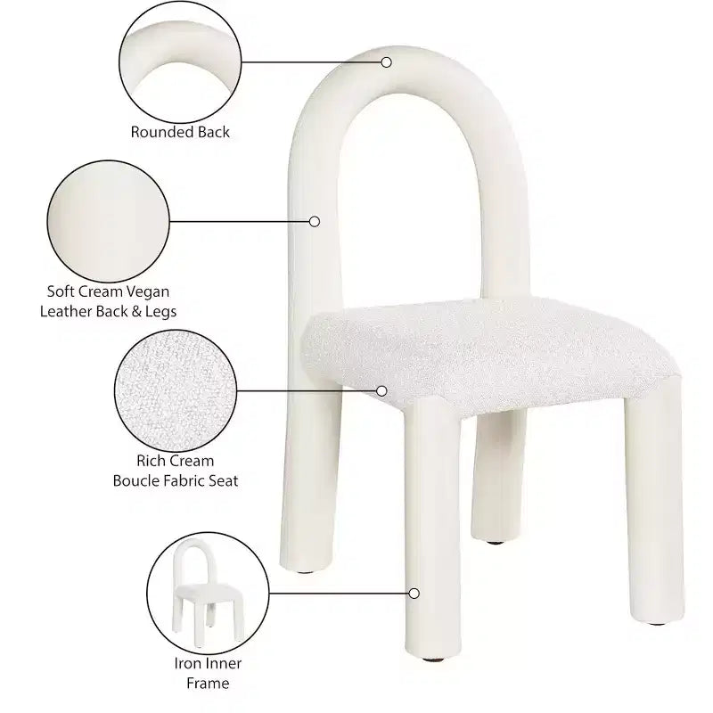 Meridian Furniture, Sedia da Pranzo Amari in Ecopelle e Tessuto Bouclé, Set da 2