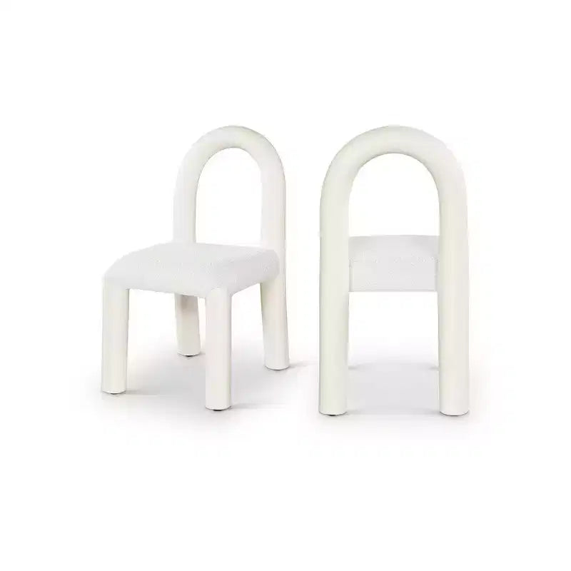 Meridian Furniture, Sedia da Pranzo Amari in Ecopelle e Tessuto Bouclé, Set da 2