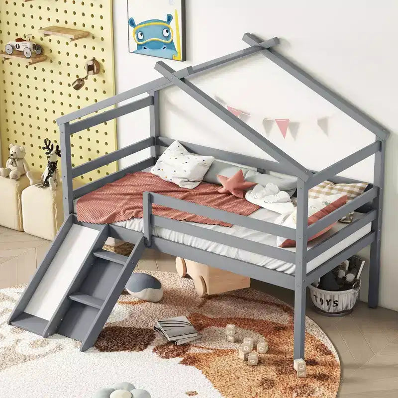 Okak 81.7IN Letto a soppalco basso per bambini con scivolo, letto singolo con scala, ringhiere di sicurezza e struttura a tetto a casetta, struttura letto per cameretta bambini