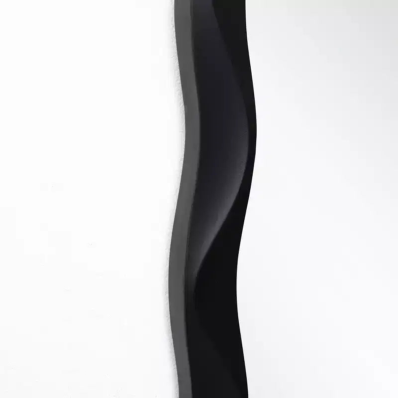 LuxenHome Specchio da parete rettangolare ondulato moderno in MDF nero, 35,4 A x 21,65 L, decorazione per la casa