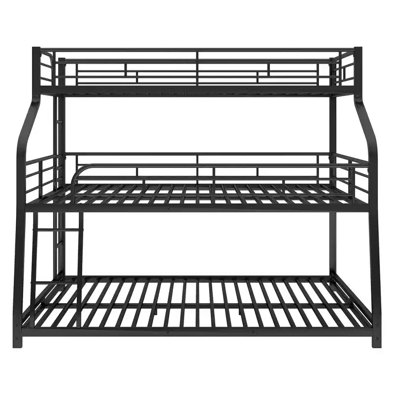 Letti a castello tripli in metallo Twin XL e Full XL sopra Queen per 3 bambini con scaletta integrata e sponde di sicurezza a tutta lunghezza