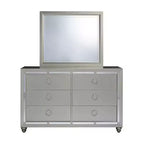 HomeStock Specchio con Finitura Argento e Design Contemporaneo Elegante Accento per la Camera da Letto per un Look Raffinato