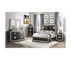 Specchio HomeStock nero e oro con cornice moderna – Elegante tocco di design per una camera da letto sofisticata