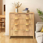 Comò a 4 cassetti, Cassettiera scanalata, Mobile cassettiera alto in legno stile rustico con maniglie dorate,