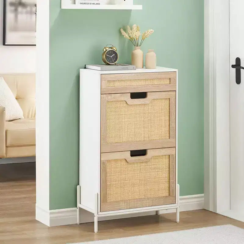 Scarpiera Contenitore con 2 Cassetti a Ribalta e 1 Cassetto, Organizzatore di Scarpe Autoportante in Rattan con 3 Ripiani Regolabili per Pantofole, Scarpe da Ginnastica, Tacchi