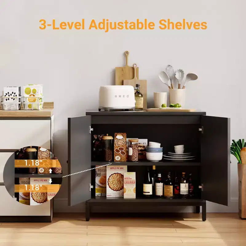 Credenza buffet in rattan, mobile da cucina con ante in rattan e ripiani regolabili, credenza da soggiorno o sala da pranzo in stile bohémien per liquori o caffè