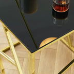 Tavolino console moderno Okak con piano in vetro temperato, tavolino d'appoggio con elegante e robusta struttura in metallo, tavolino da ingresso per soggiorno, foyer