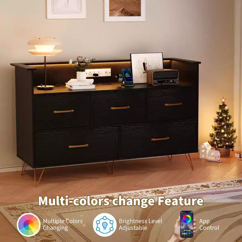 GustoWave Comodino Moderno in Legno con 5 Cassetti e Luci a LED, Cassettiera Autoportante da 120 cm, Organizzatore Contenitore con Gambe Dorate