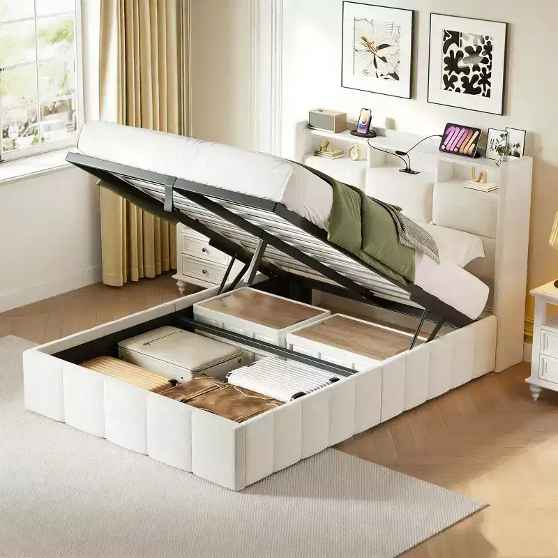 Letto contenitore imbottito Greenstell con luci a LED e stazione di ricarica, letto a piattaforma moderno, robuste doghe in legno
