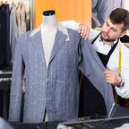 Manichino Torso Uomo VINGLI con Supporto in Legno/Metallo, Busto Maschile Regolabile in Altezza per Esposizione Abbigliamento e Sartoria (Base in Metallo)