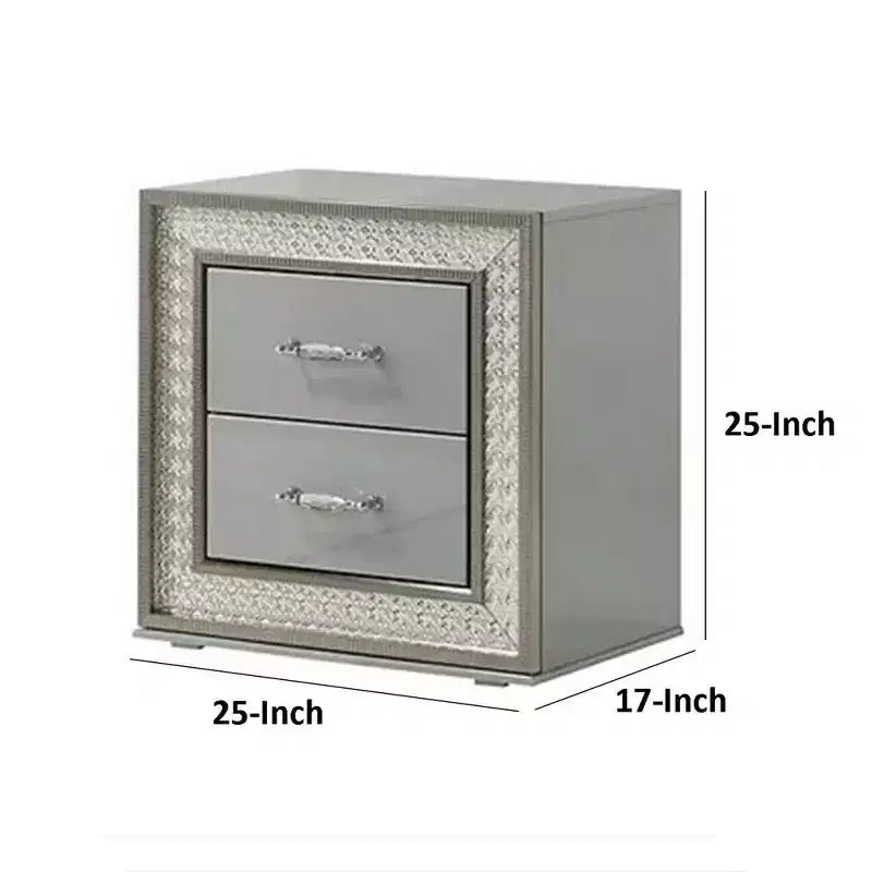 Comodino Royal Hampton con 2 cassetti, modanatura a scaglie, legno grigio metallizzato