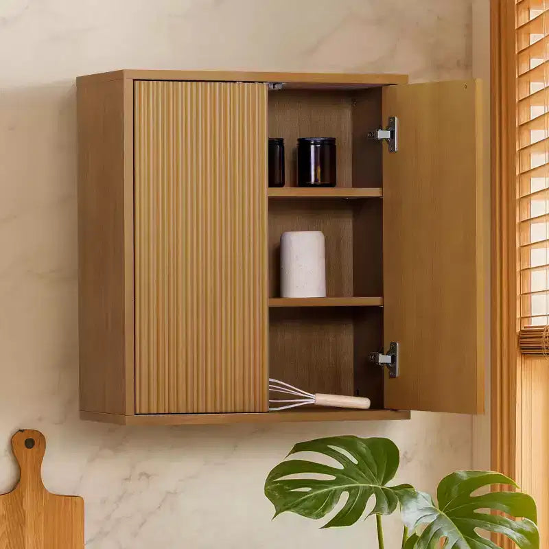 Teamson Home Tremolo Mobiletto da Parete a 2 Ante Moderno Bohemien con Legno Massello e Frontali Scanalati Contemporanei