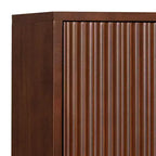 Teamson Home Tremolo Mobiletto da Parete a 2 Ante Moderno Bohemien con Legno Massello e Frontali Scanalati Contemporanei