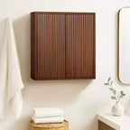 Teamson Home Tremolo Mobiletto da Parete a 2 Ante Moderno Bohemien con Legno Massello e Frontali Scanalati Contemporanei