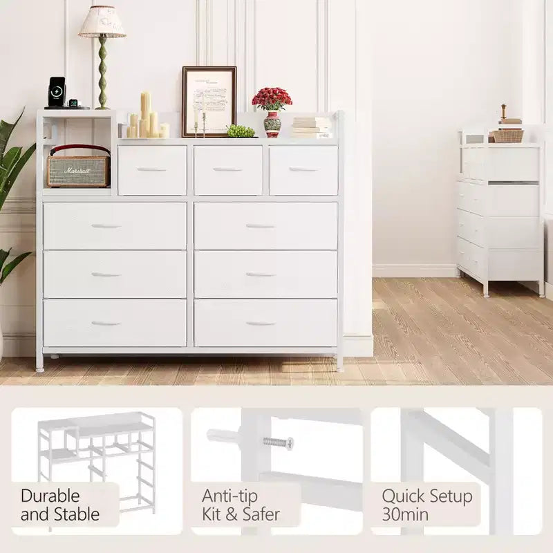 Cassettiera in tessuto bianco a 39 cassetti, comò e ripiano, comò moderno con stazione di ricarica, comò porta TV per camera da letto, soggiorno