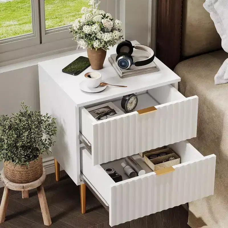 GustoWave Comodino Moderno con 2 Cassetti, Comodino Scanalato Oro e Legno, Tavolino da Notte per Camera da Letto Appartamento