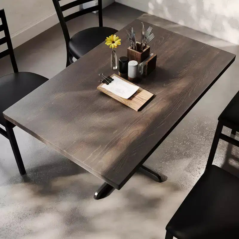 Flash Furniture Bennett Tavolo Rettangolare Commerciale da Interno in Legno Massello con Base a X in Ghisa Antiruggine da 23,75 x 29,5 ad Altezza Cena