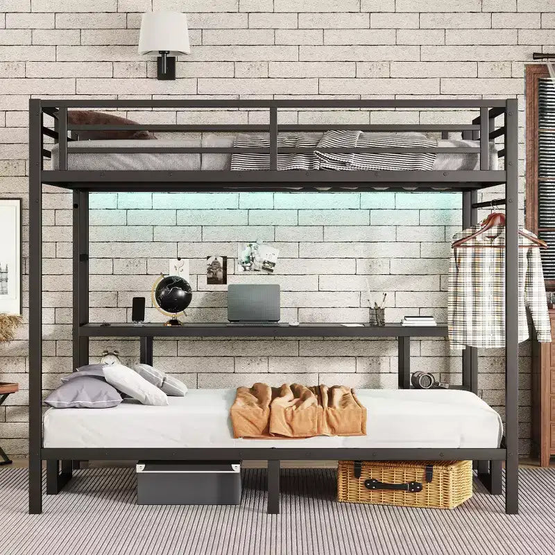 Bellemave Letto a castello/a soppalco in metallo Queen sopra Twin XL con scrivania e mensole, Struttura letto a castello in metallo con LED e USB, Molteplici usi si ripiega in divano, Nero