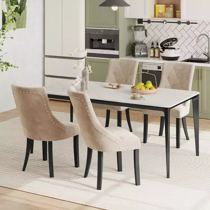 Set di 2 sedie da pranzo imbottite Costway, sedie con schienale ad alette trapuntate e gambe in legno massiccio