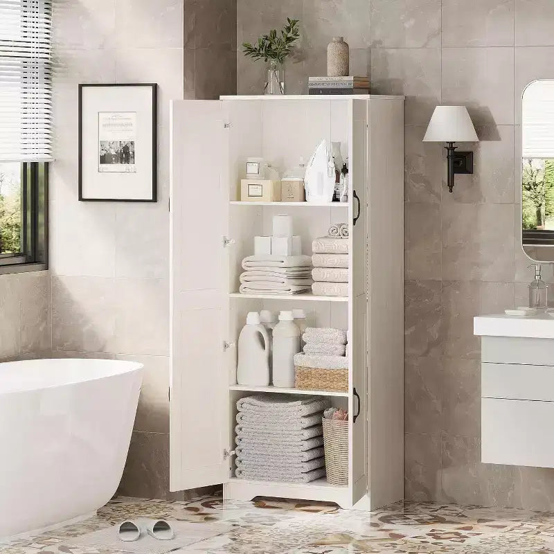 Armadio alto a doppia anta, compatto ed elegante senza occupare molto spazio, perfetto per ingressi, angoli della camera da letto