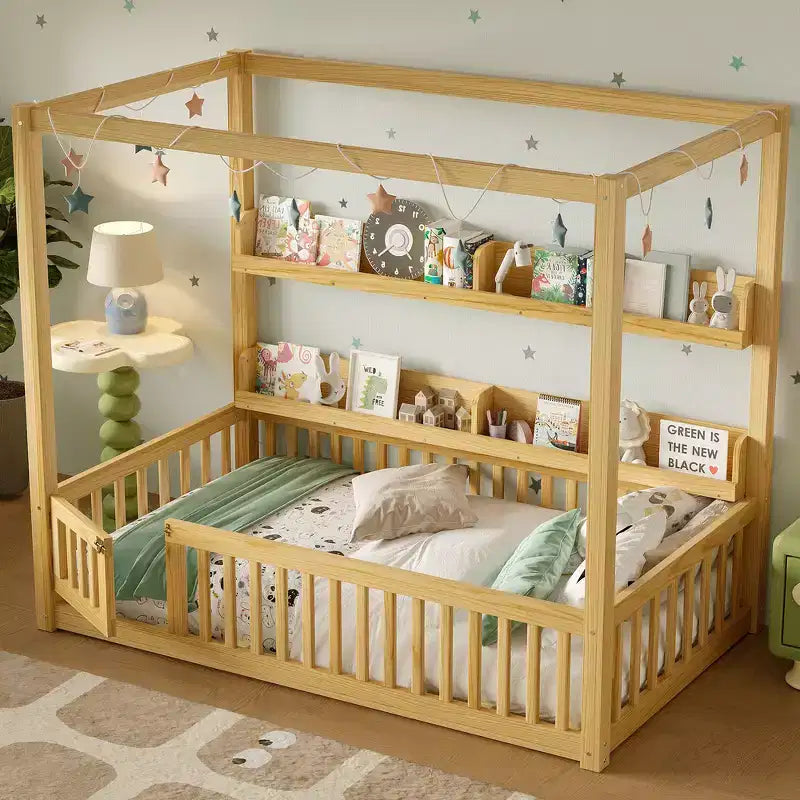 Letto Zeus & Ruta in Legno Massello con Baldacchino, Sponde di Protezione e Scaffali per Bambini - Nessuna Rete a Molle Necessaria