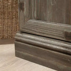 Mobiletto decorativo in legno GDFStudio Carter con ante e ripiani regolabili