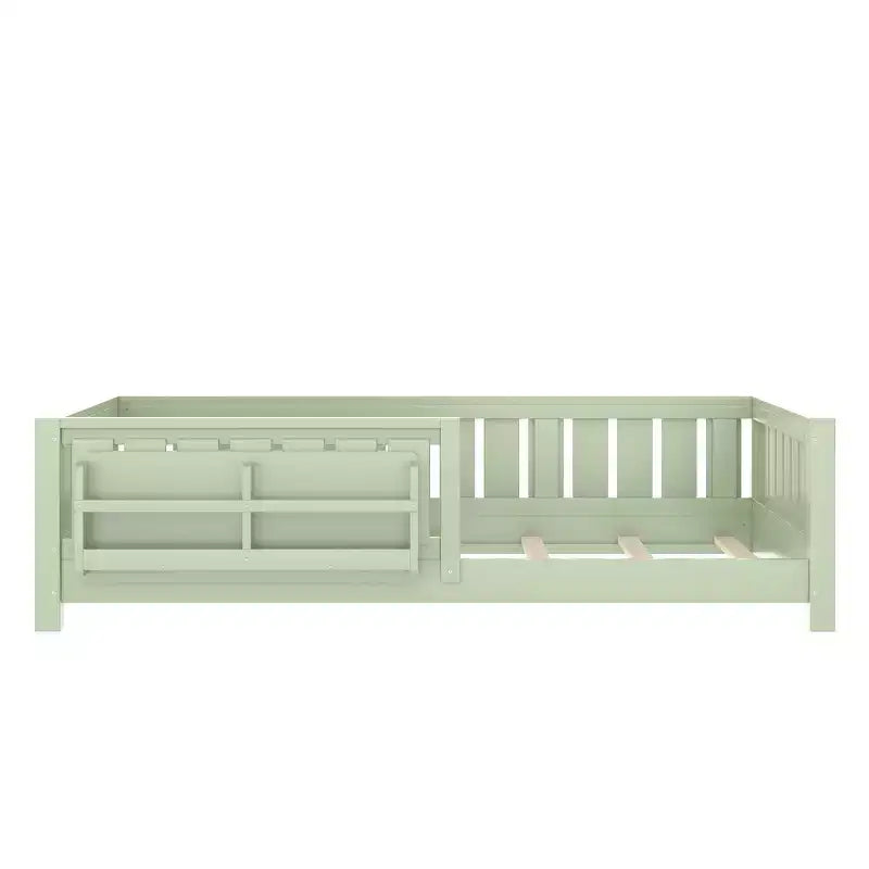 Bellemave Letto a terra singolo con libreria integrata e spondina di sicurezza, struttura del letto in legno di pino per bambini, non necessita di rete, verde avocado