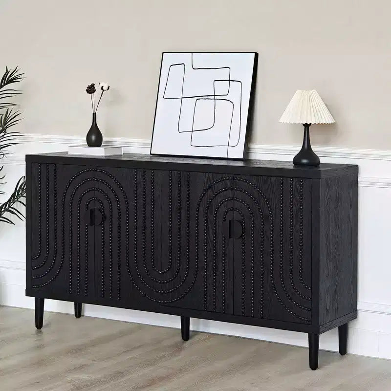 GDFStudio Credenza moderna con borchie da 150 cm con 4 ante e 2 ripiani regolabili