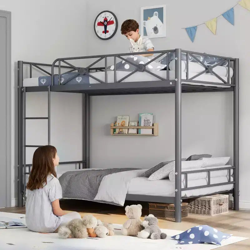 Letto a castello in metallo con design floreale, letto a castello Twin Over Twin con sponda di sicurezza e stabilità silenziosa, salvaspazio per camerette dei bambini