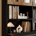 Libreria Hitow con panca imbottita, vetrina con ante in vetro, libreria con cassetti, ante in vetro ad arco, scarpiera da ingresso