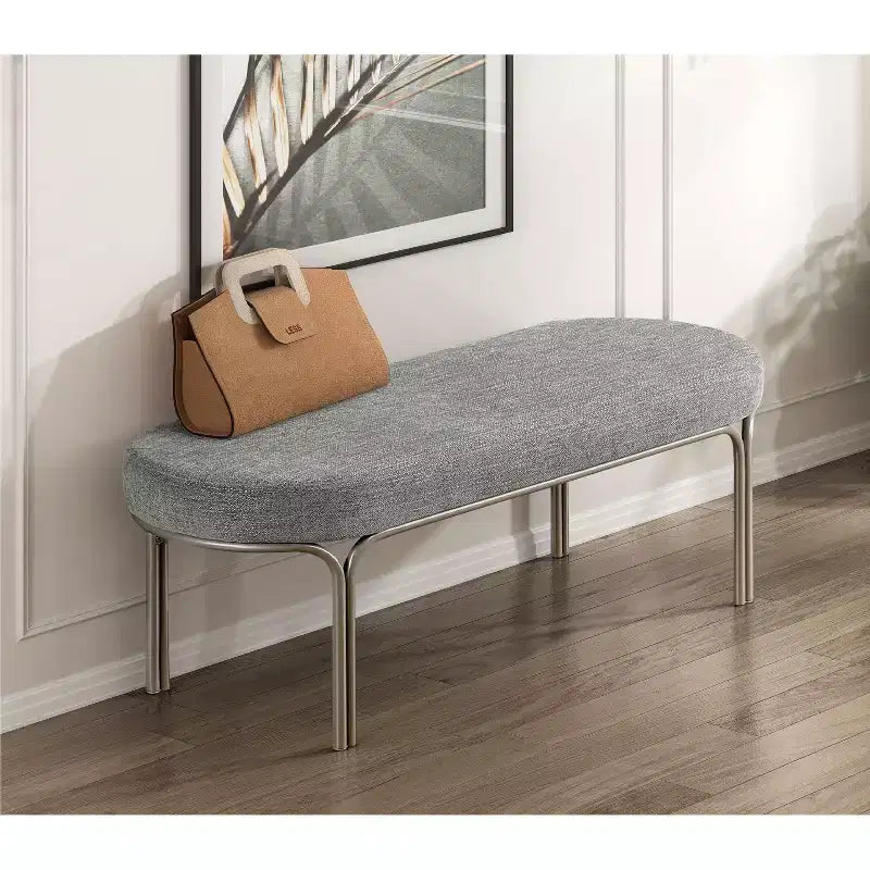 Okak Pouf Moderno Singolo Imbottito in Ecopelliccia con Gambe in Metallo, Poggiapiedi Imbottito Panca Porta Scarpe per Camera da Letto, Ingresso