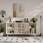 Buffet en bois dur de style médiéval avec portes coulissantes, parfait comme meuble TV, rangement ou armoire décorative dans le salon.