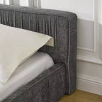 MAYEERTY Letto imbottito Queen Size con tessuto ciniglia, testiera plissettata e struttura solida per camera da letto, grigio