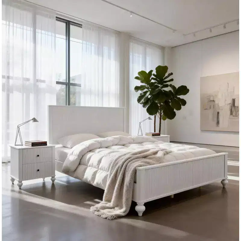 Struttura Letto a Piattaforma Queen/King Size con Testiera e Pediera, Pannelli Scanalati, Noce/Bianco - ModernLuxe
