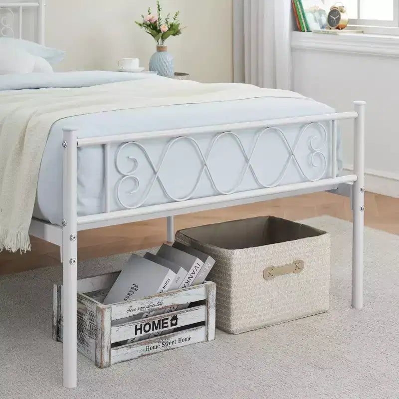 Coolmee Struttura Letto Matrimoniale in Metallo con Testiera e Pediera, Struttura Letto Classica in Metallo con Ornamento in Ferro Battuto