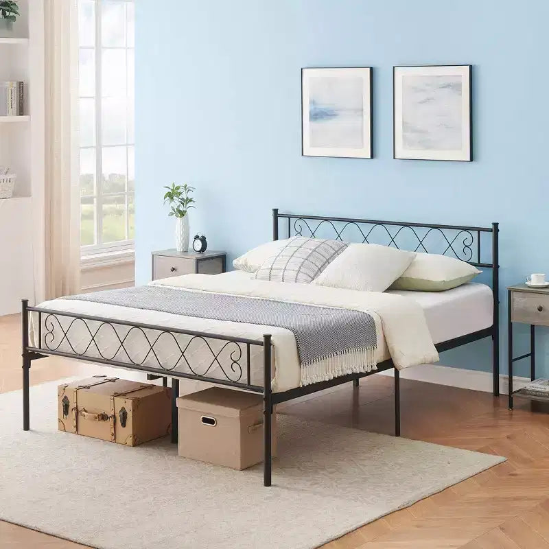 Coolmee Struttura Letto Matrimoniale in Metallo con Testiera e Pediera, Struttura Letto Classica in Metallo con Ornamento in Ferro Battuto