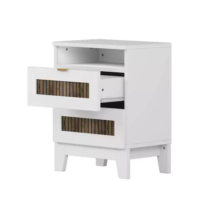 Set da 4 Pezzi MAYEERTY per Camera da Letto, Letto a Piattaforma Queen Size con Adesivi in Strisce di Legno Decorativo Comodino Contenitore e Cassettiera con Maniglie in Metallo per Camera da Letto Bianco