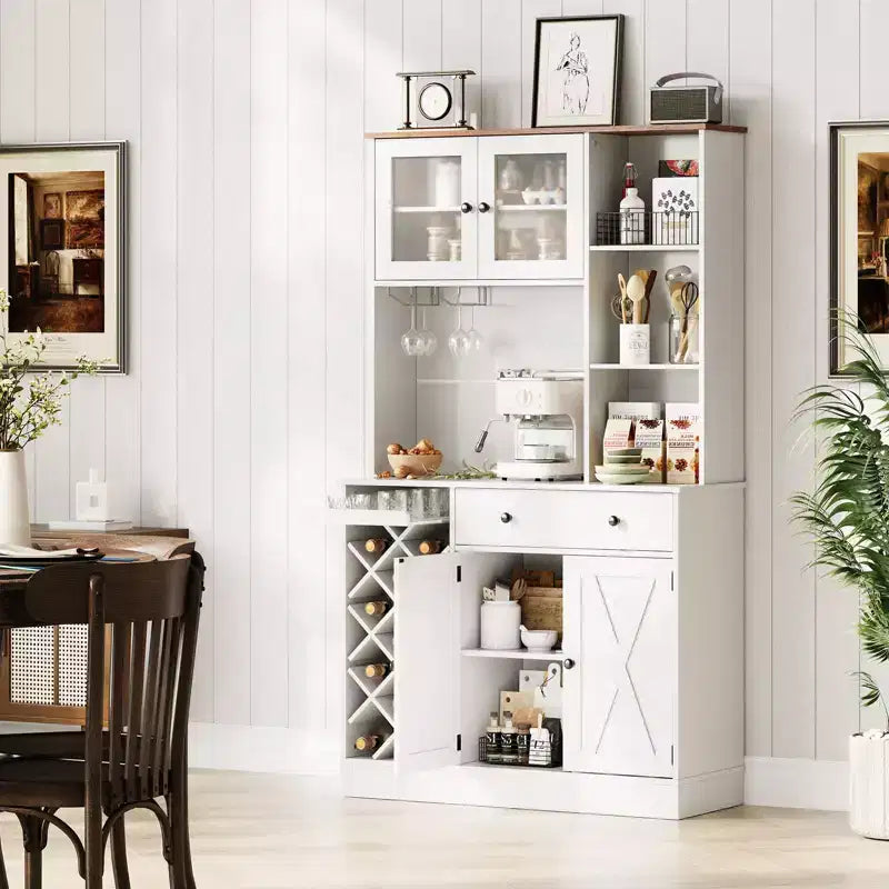 Mobile da Bar Caffè con Presa di Corrente e Raffinate Ante a Grana di Legno, Credenza Buffet con Portabottiglie per Vino